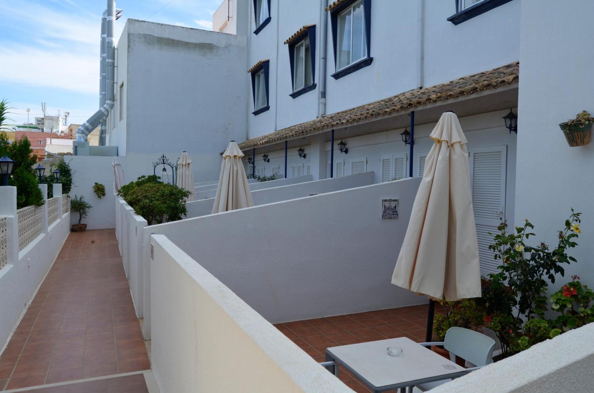 Hostal Blayet فالنسيا المظهر الخارجي الصورة