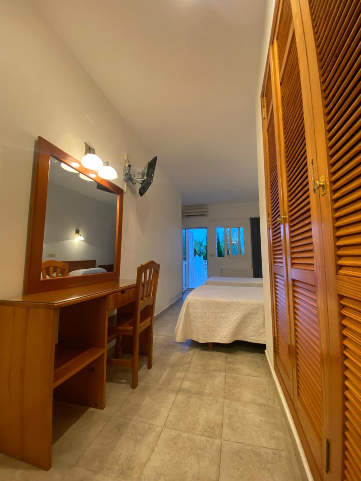 Hostal Blayet فالنسيا المظهر الخارجي الصورة